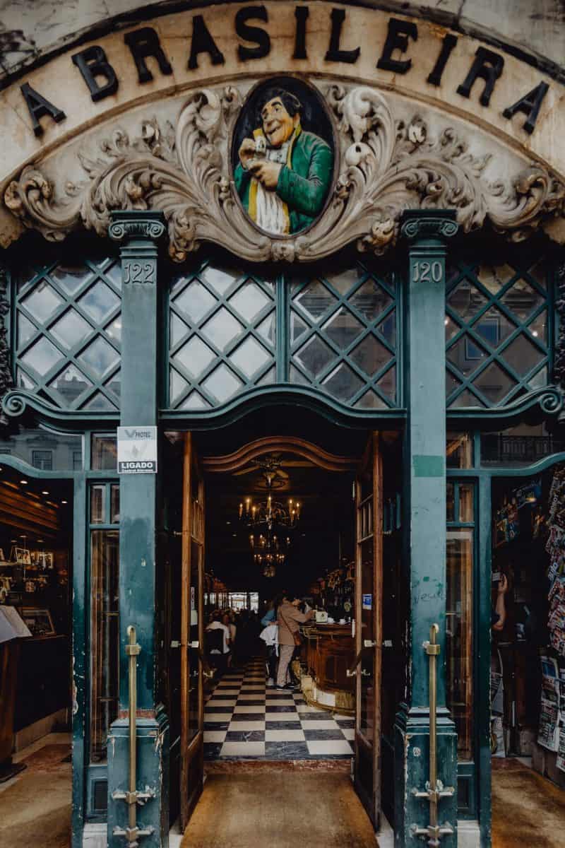 kaboompics Cafe A Brasileira Lisbon Portugal scaled e1579903418606
